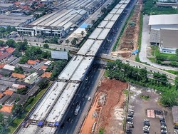 Tol Japek Layang Bisa Dijajal Saat Natal, Luhut Pamit ke DPR