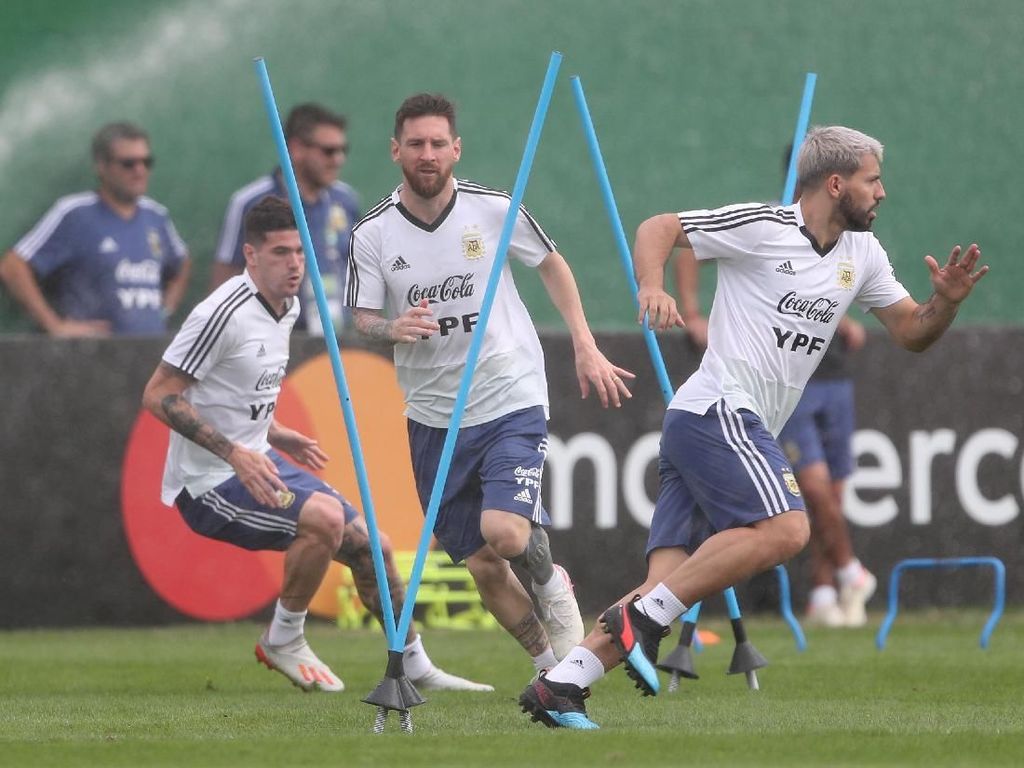 Venezuela vs Argentina: Ujian Sesungguhnya untuk Tim Tango Venezuela vs Argentina: Ujian Sesungguhnya untuk Tim Tango