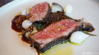 Lezatnya Kampachi Sashimi dan Chocolate Tart di ADRIFT by David Myers