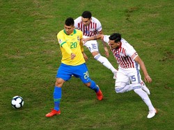 Bahkan Pelatih Brasil Ikut Komplain Lapangan Copa America 2019