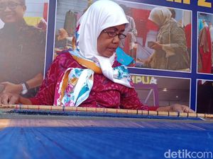 Kain Donggala Unjuk Gigi Dalam Festival Tenun Sulteng 2019 Kain Donggala Unjuk Gigi Dalam Festival Tenun Sulteng 2019