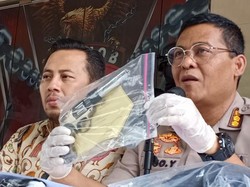 Polisi Tangkap Pria Bawa Pistol Mainan yang Curi Motor di Apartemen