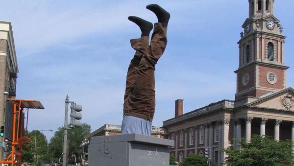 Foto: Maneken Jadi Instalasi Seni Unik, Bentuknya Nggak Santai