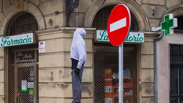 Foto: Jika Manekin Pergi Jalan-jalan