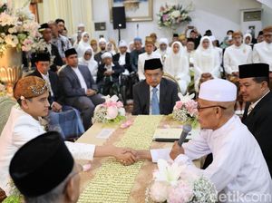 Wapres Jusuf Kalla Jadi Saksi Pernikahan Putri Gubernur Khofifah