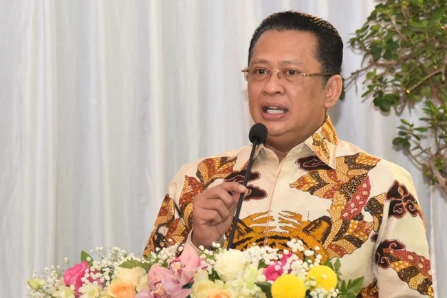 Minta Putusan MK Dihormati, Bamsoet: Kalah Legawa, Menang Jangan Jemawa Minta Putusan MK Dihormati, Bamsoet: Kalah Legawa, Menang Jangan Jemawa