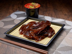 Unik dan Menantang! Mie Kopi dengan Sirup Blueberry dari Jepang