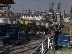 Neraca Dagang RI Moncer, Sampai Oktober Surplus Rp 440 T