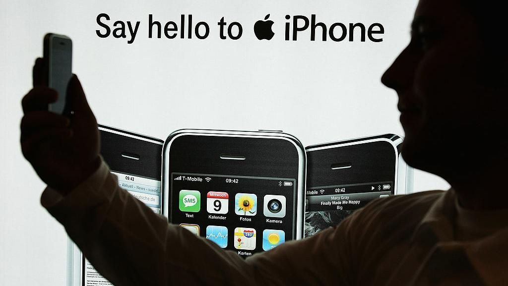 Nostalgia dengan iPhone Pertama yang Langsung Bikin Heboh