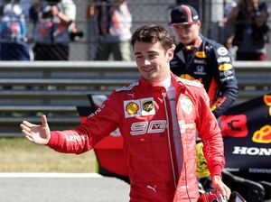 Kualifikasi F1 GP Austria: Kalahkan Hamilton, Leclerc Raih Pole Kualifikasi F1 GP Austria: Kalahkan Hamilton, Leclerc Raih Pole