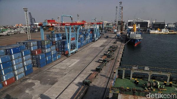 Neraca Dagang Surplus, Saatnya Genjot Ekspor