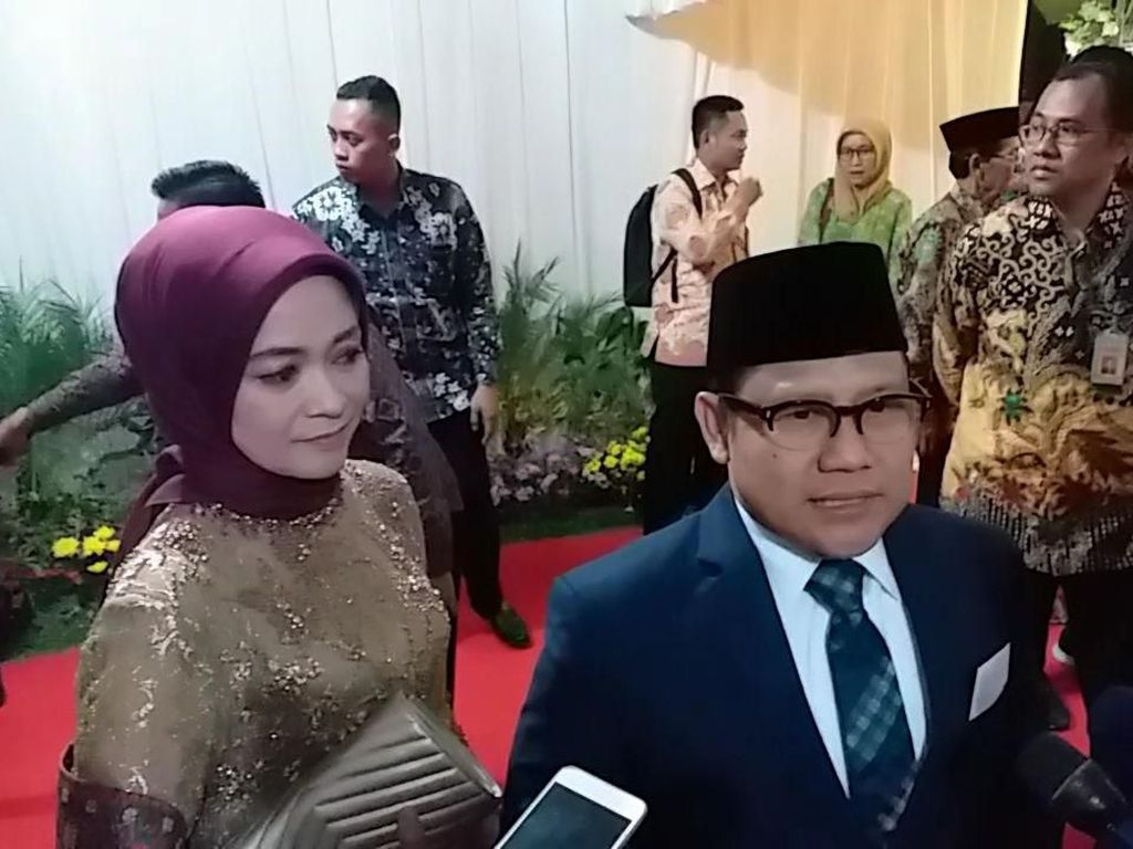 Cak Imin Puji Kenegarawanan Prabowo yang Hormati Putusan MK Cak Imin Puji Kenegarawanan Prabowo yang Hormati Putusan MK