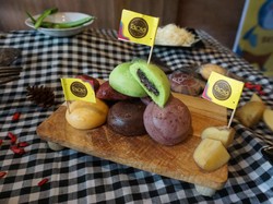 Papia, Bakpia Baru dari Surabaya