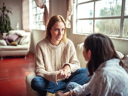 Anak Bertanya Soal Reproduksi? Begini Cara Menjelaskannya Menurut BKKBN