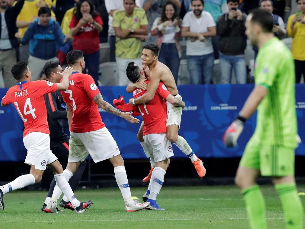 Kolombia Vs Chile: Vidal cs Maju ke Semifinal Lewat Adu Penalti Kolombia Vs Chile: Vidal cs Maju ke Semifinal Lewat Adu Penalti
