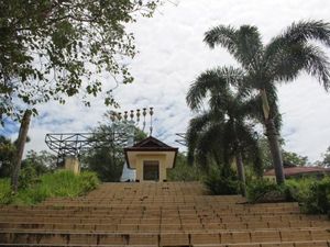 Kaki Dian Raksasa dari Minahasa