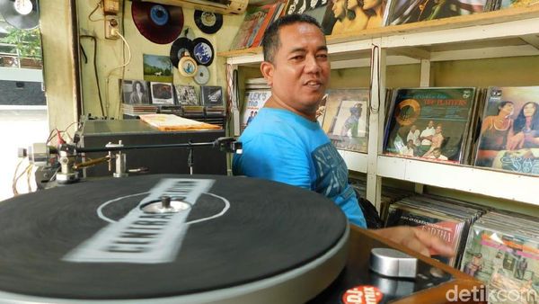 Bukti Piringan Hitam Masih Eksis jadi Bisnis