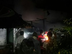 Sebuah Ruko dan Rumah di Situbondo Hangus Terbakar