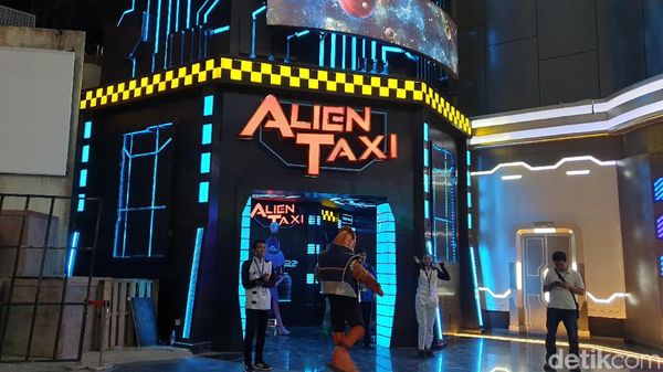Potret Kemegahan Wahana di Trans Studio Jakarta