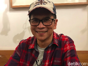Krisna Mukti Akui Pernah Sombong saat Jadi Anggota DPR RI Krisna Mukti Akui Pernah Sombong saat Jadi Anggota DPR RI