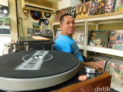 Banyak Lagu Gratis di Internet, Tak Jadi Ancaman Bisnis Musik Jadul?