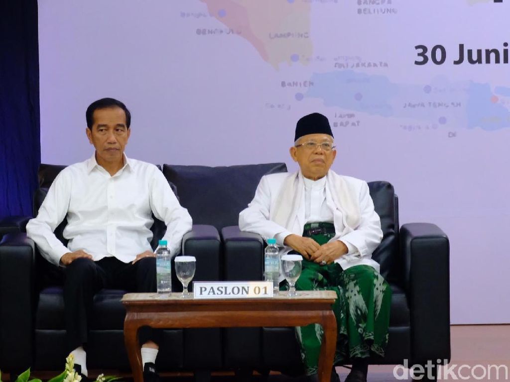 Tak Ragu Menteri Muda, Yenny Wahid: Jokowi-Gus Dur Juga Belum Pengalaman Tak Ragu Menteri Muda, Yenny Wahid: Jokowi-Gus Dur Juga Belum Pengalaman
