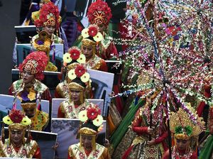 Potret Meriahnya Jakarnaval 2019