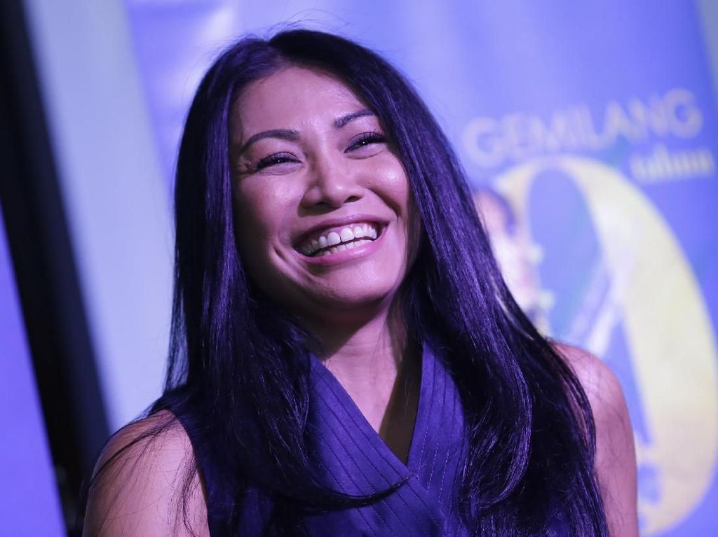 Anggun C Sasmi Gelar Konser Amal untuk Bangun Sekolah Anggun C Sasmi Gelar Konser Amal untuk Bangun Sekolah