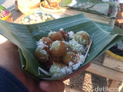 Jajan Klepon Gendar dan Opor Bebek di Exit Tol Ungaran Trans Jawa