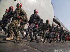 Jokowi Teken PP, WNI Bisa Jadi Komponen Cadangan Berpangkat TNI Jokowi Teken PP, WNI Bisa Jadi Komponen Cadangan Berpangkat TNI