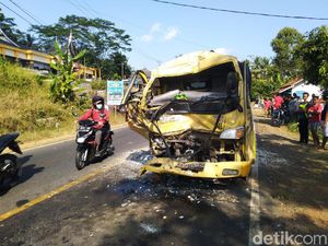 Bus Ugal-ugalan Tabrak Truk di Ciamis, 1 Orang Luka Bus Ugal-ugalan Tabrak Truk di Ciamis, 1 Orang Luka