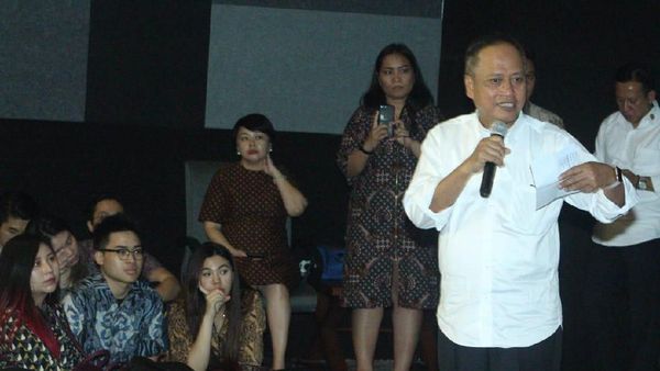 FK UPH Adakan Kuliah 3D Cinema Lecturer