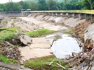 Bendungan Lekopancing Sumber Air Maros-Makassar Mengering, Ini Fotonya