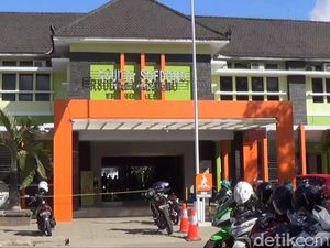 RSUD Trenggalek Rawat Pasien Hepatitis dari RS di Pacitan RSUD Trenggalek Rawat Pasien Hepatitis dari RS di Pacitan