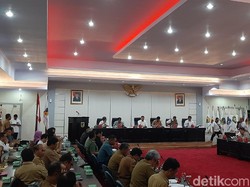 Wiranto Pimpin Rakor Bahas Rekonstruksi Pasca-Bencana Gempa Sulteng
