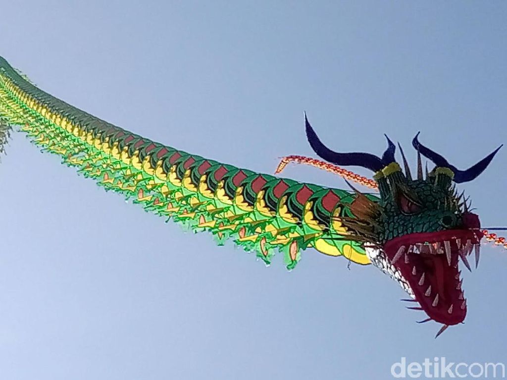 Layang-layang dari Jepang hingga Swedia Hiasi Langit Purworejo Layang-layang dari Jepang hingga Swedia Hiasi Langit Purworejo