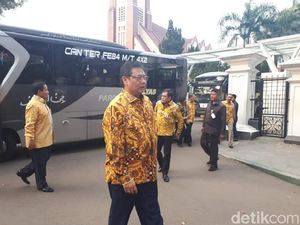 Ke Istana Bogor, Golkar Silaturahmi dan Beri Selamat ke Jokowi