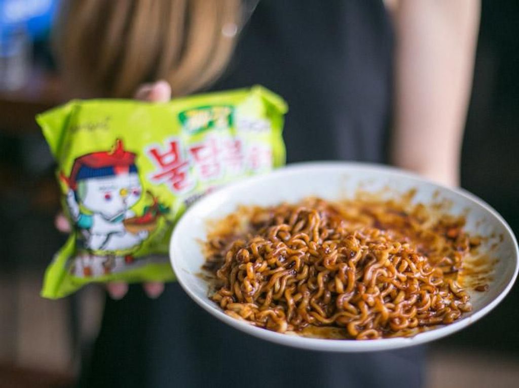 7 Ramen Instan Populer Korea, Pedas Menggigit hingga Gurih Kental 7 Ramen Instan Populer Korea, Pedas Menggigit hingga Gurih Kental