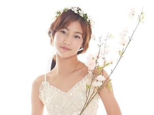 Aktris Korea Dituding Netizen Pamer Foto Tak Senonoh Anaknya di Instagram