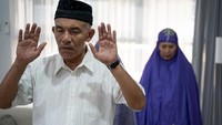 Anjuran Imam Meringankan Bacaan Salat Berjamaah, Kenapa?