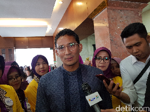 Sandiaga Siap Kolaborasi Jika Pemerintah Adopsi OK OCE-Rumah Siap Kerja Sandiaga Siap Kolaborasi Jika Pemerintah Adopsi OK OCE-Rumah Siap Kerja