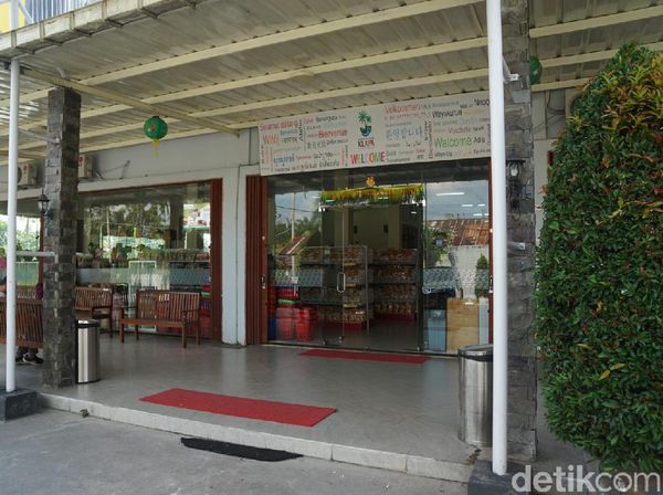 Foto: Tempat Belanja Oleh-oleh Serba Ada di Belitung