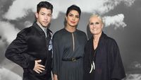 Foto: Cantiknya Priyanka Chopra Hingga Gal Gadot di Fashion Show Dior