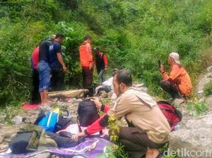 Cerita Mistis yang Dialami Tim Pencari Pelajar Hilang di Bukit Piramid Cerita Mistis yang Dialami Tim Pencari Pelajar Hilang di Bukit Piramid