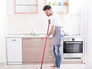 Sat Set! Begini Cara Cepat Merapikan Rumah Setelah Pesta Sat Set! Begini Cara Cepat Merapikan Rumah Setelah Pesta