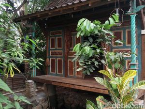 Ngopi Asyik dan Nyaman di Joglo Warung Kopi Omah Mbahrowo