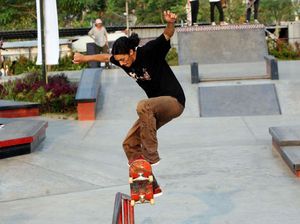 Peskateboard Dunia Unjuk Kebolehan di Serpong Peskateboard Dunia Unjuk Kebolehan di Serpong