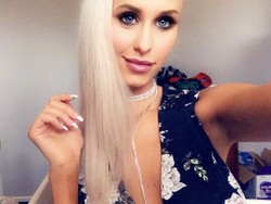 Keracunan Implan Payudara, Wanita Ini Merasakan Efek Mabuk Setiap Hari