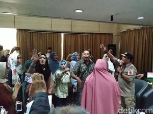 Merasa Dijebak, Deklarasi Sikap Relawan 02 Atas Putusan MK Berakhir Ricuh