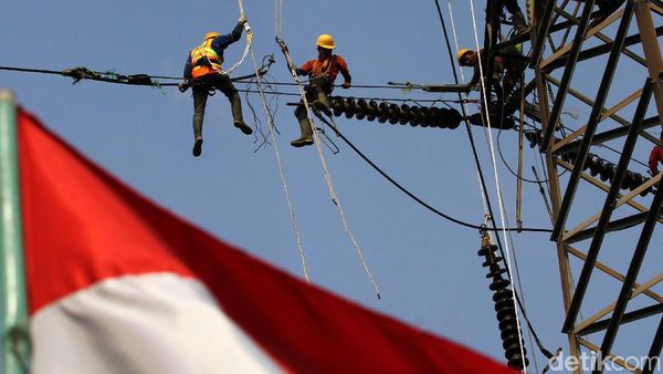 Melihat Aksi Spiderman Listrik Bertugas